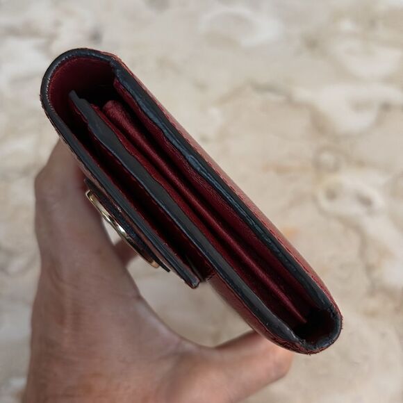 GUCCI Red Shiny Leather Interlocking G Heart Flap Long Wallet - Picture 9 of 14